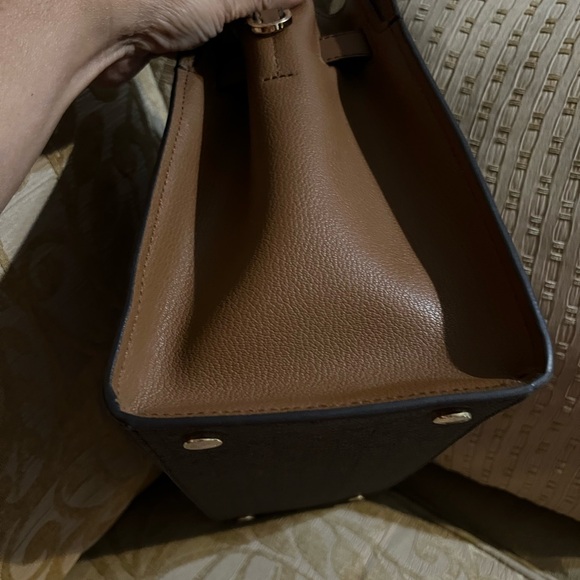 Michael Kors Hamilton Satchel - Picture 8 of 17